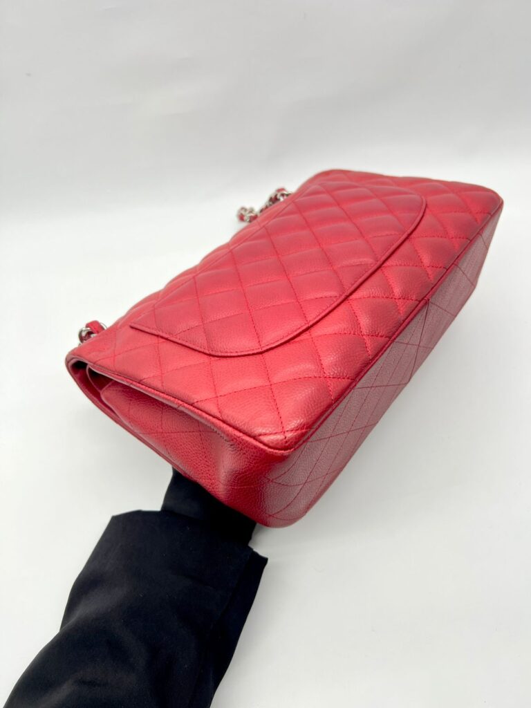 Jumbo Classic D Flap Caviar Red SHW
