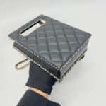 Chain Around Cut Out Handle Evening Caviar Black GHW