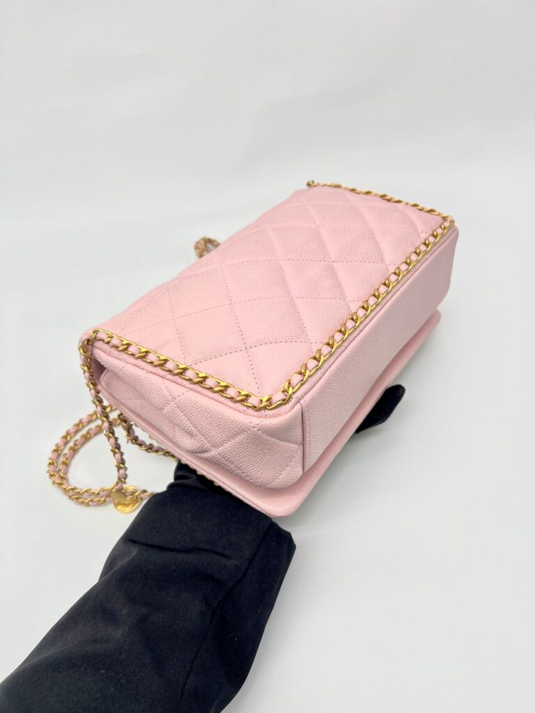 Neverending Chain Around Caviar Pink GHW