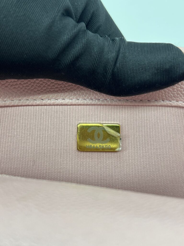 Neverending Chain Around Caviar Pink GHW