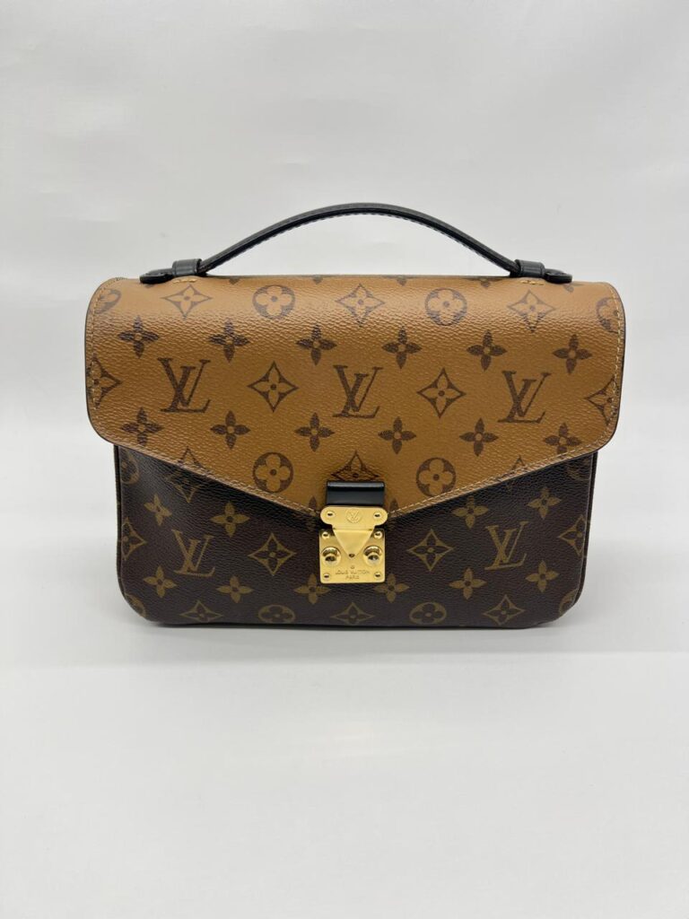 Metis Monogram Reverse