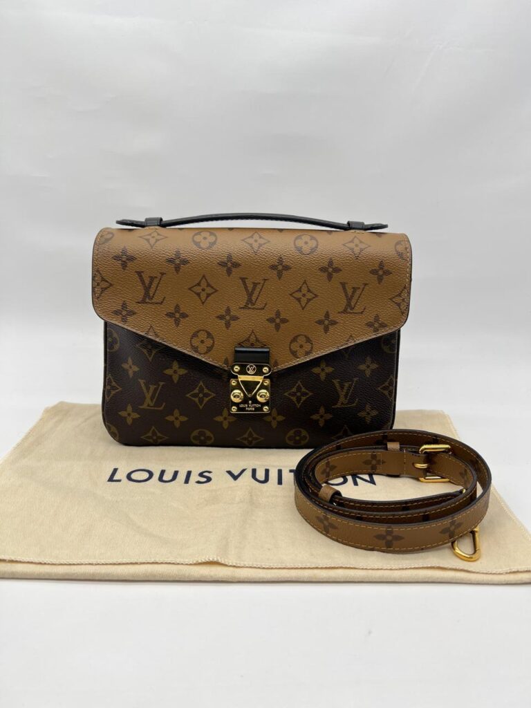 Metis Monogram Reverse