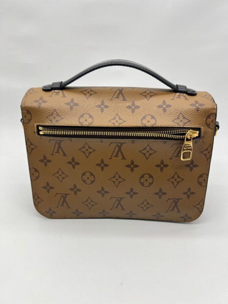 Metis Monogram Reverse