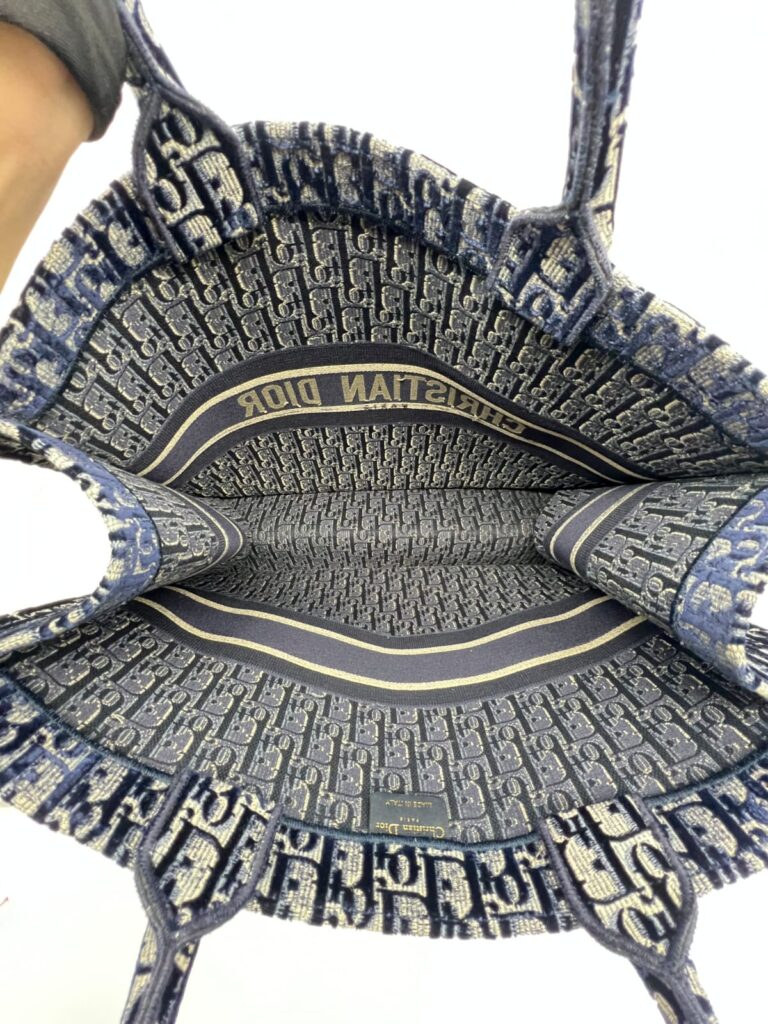 Book Tote Large Oblique Velvet Navy