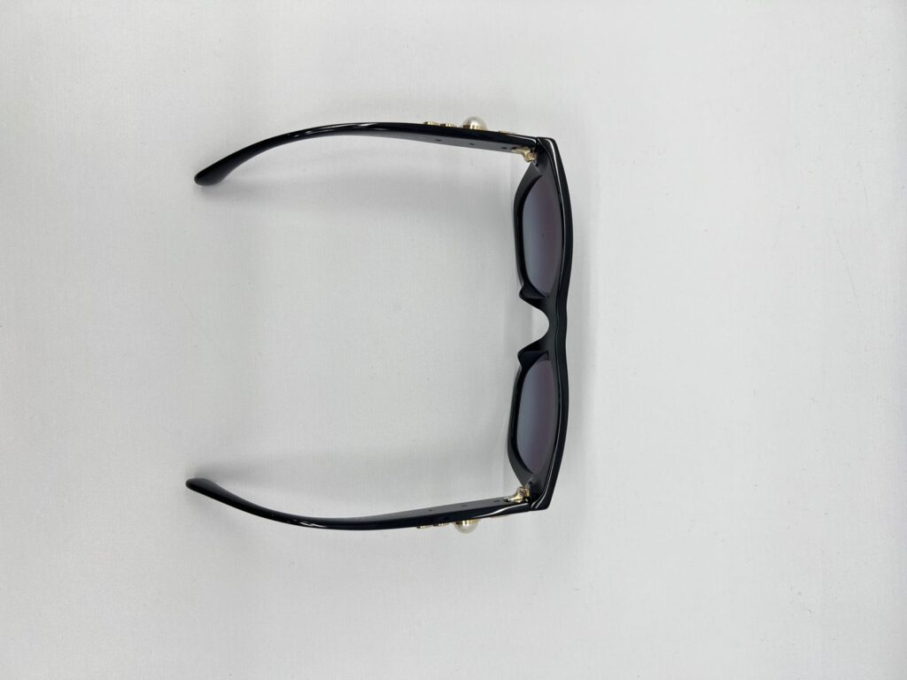 Sunglasses Coco Charms Black With Pearl GHW