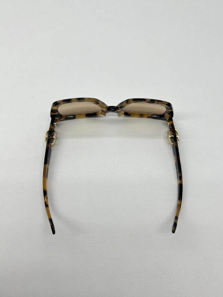 Signature Square Brown Black Gold