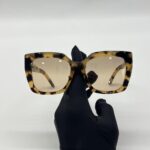 Signature Square Brown Black Gold