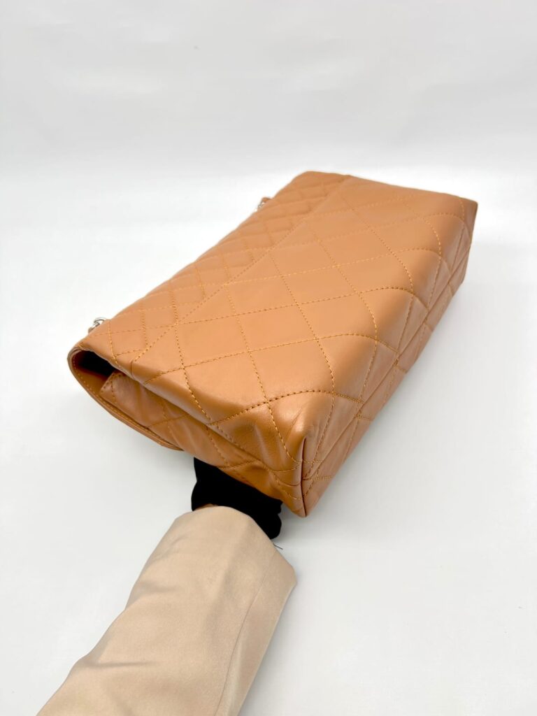 In The Business Flap Bag Light Brown SHW