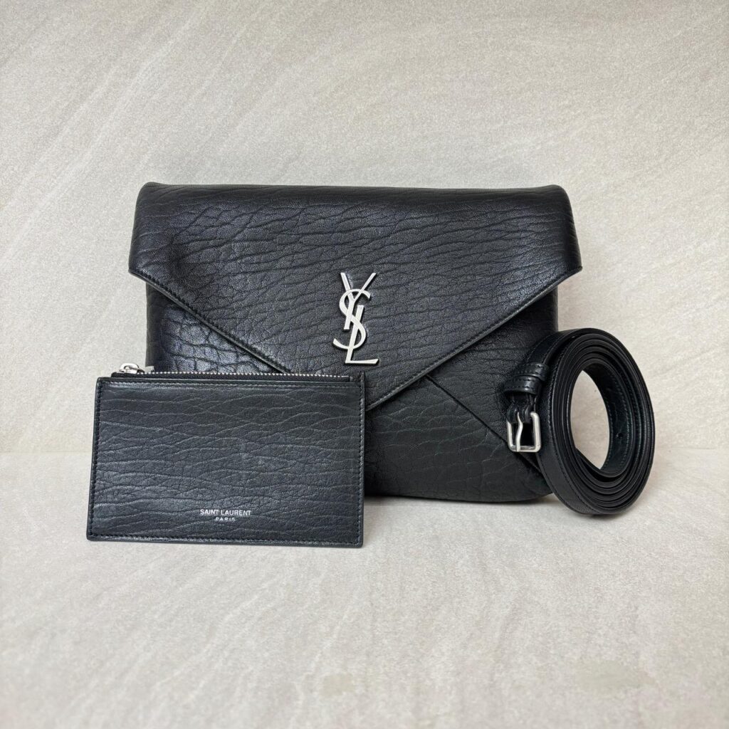 Cassandre Envelope Leather Black RHW