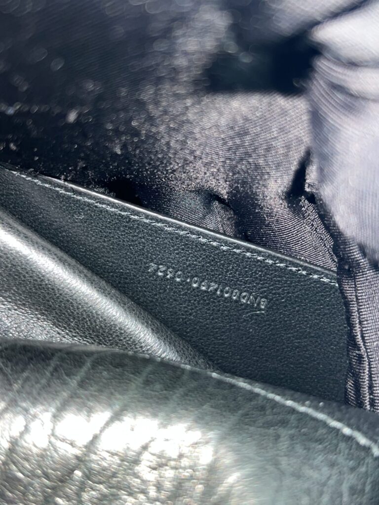 Cassandre Envelope Leather Black RHW