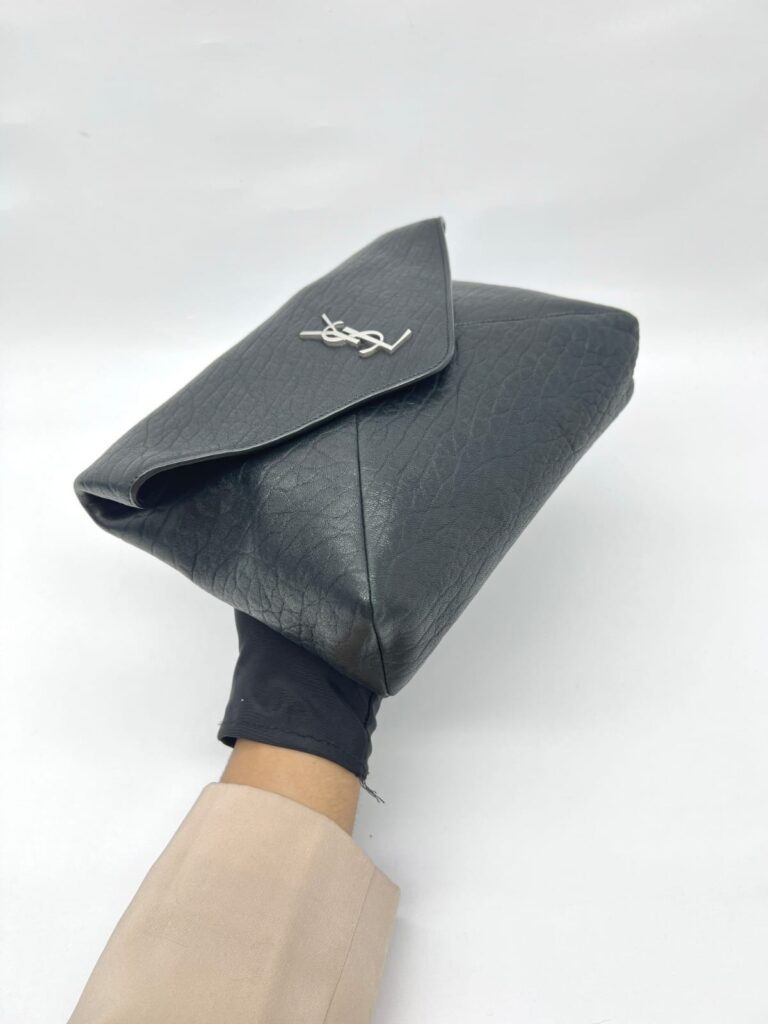 Cassandre Envelope Leather Black RHW