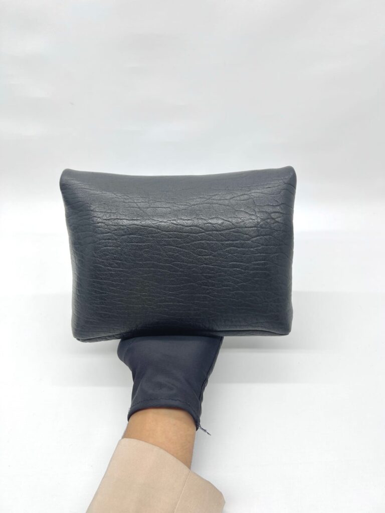 Cassandre Envelope Leather Black RHW