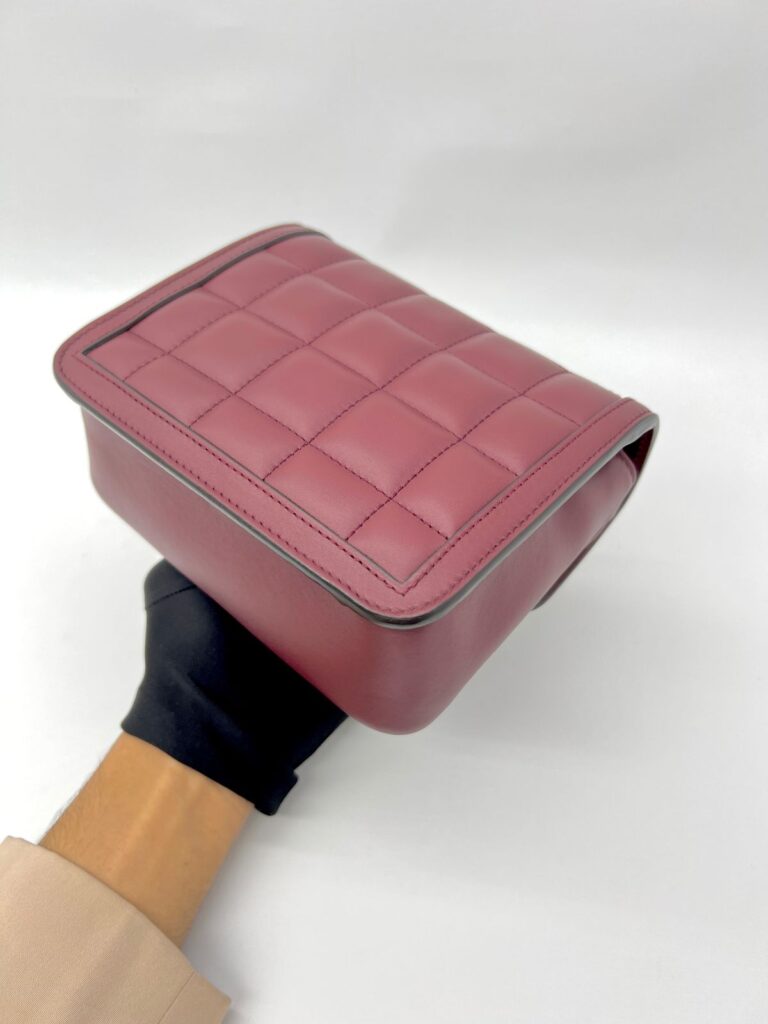 Deco Mini Maroon GHW