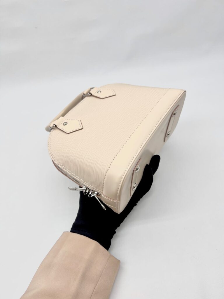 Alma BB Strap Epi Quartz SHW