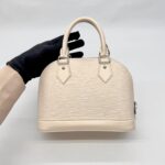 Alma BB Strap Epi Quartz SHW