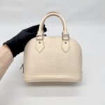 Alma BB Strap Epi Quartz SHW