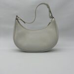 Ava Medium White Logo Black