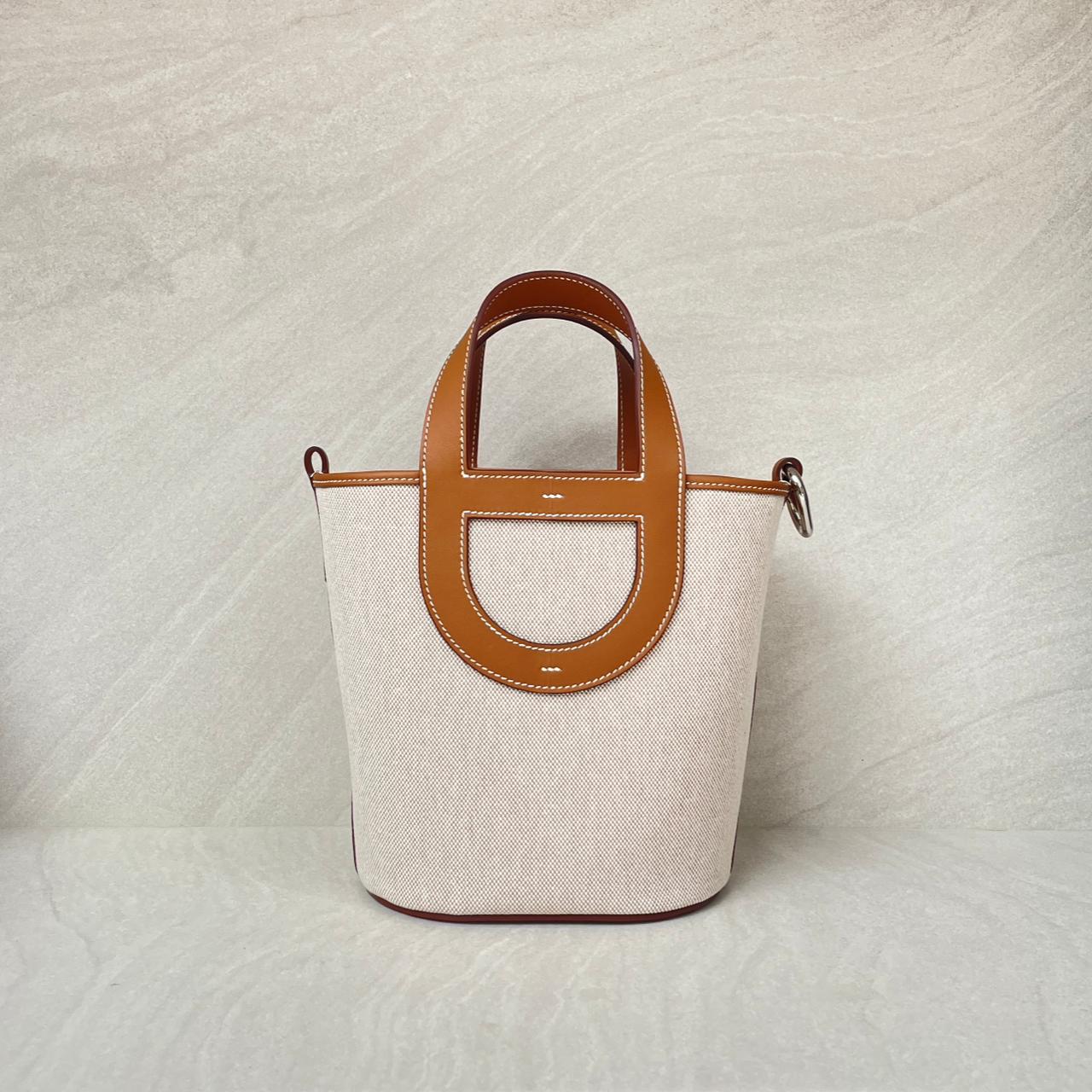 In The Loop 18 Ecru Beige Gold PHW