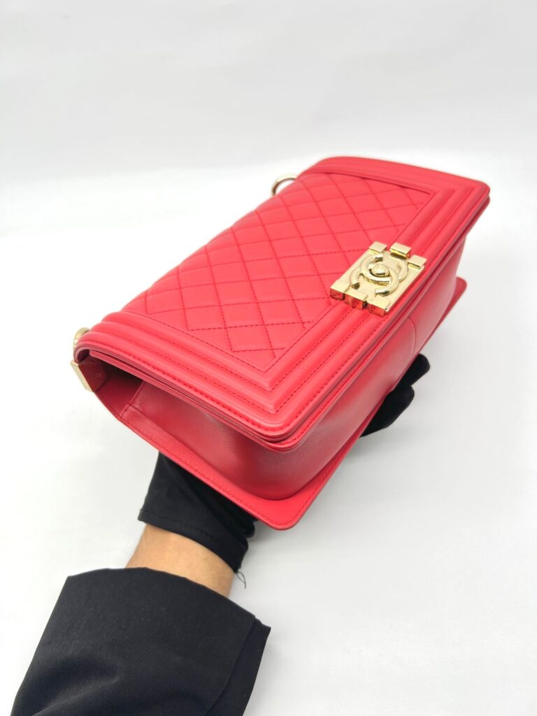 Boy 25 Medium Red LGHW