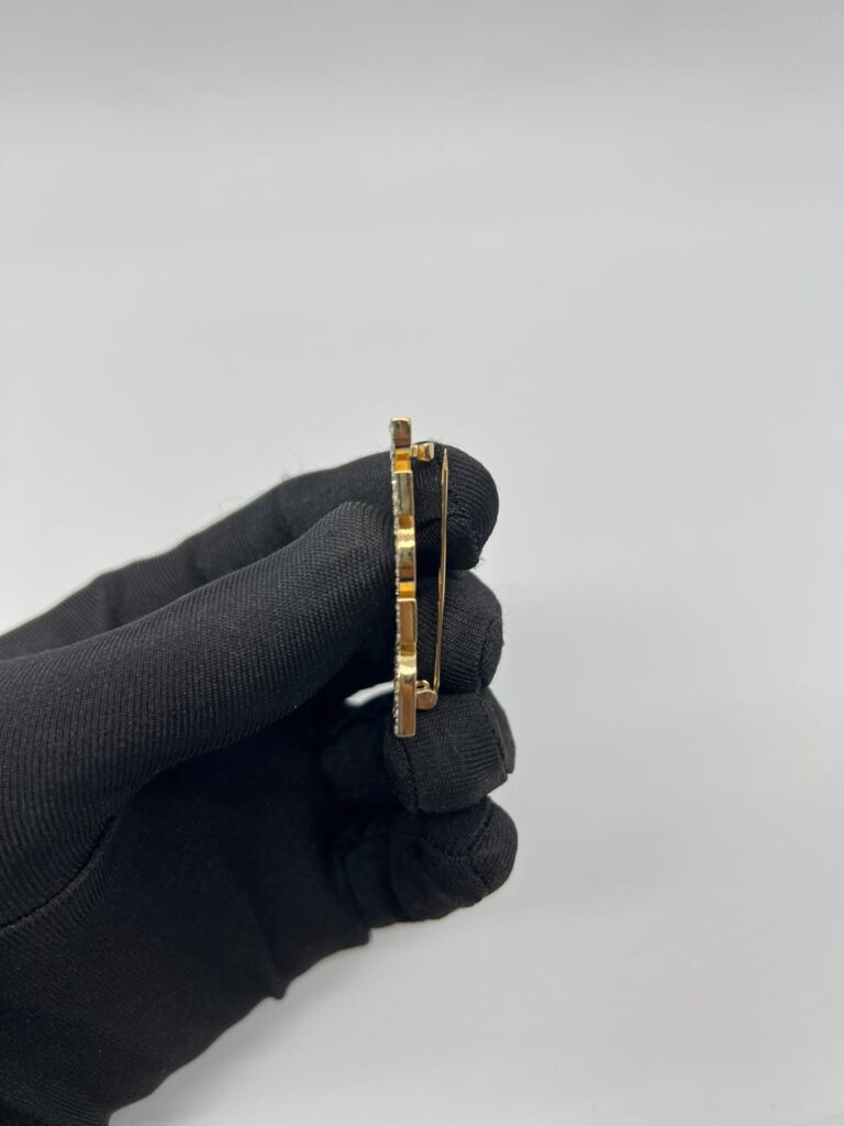 WCJ Brooch Crystal Gold