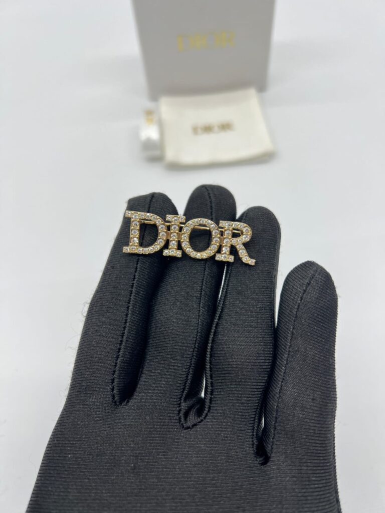 WCJ Brooch Crystal Gold