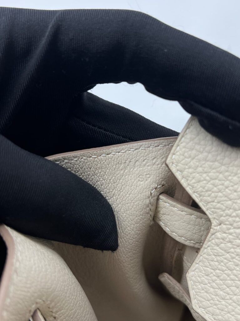 Birkin 25 Veau Togo Craie GHW