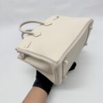 Birkin 25 Veau Togo Craie GHW