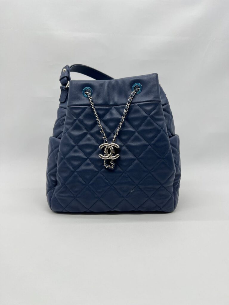 Chain Drawstring Bucket Quilted Blue SHW