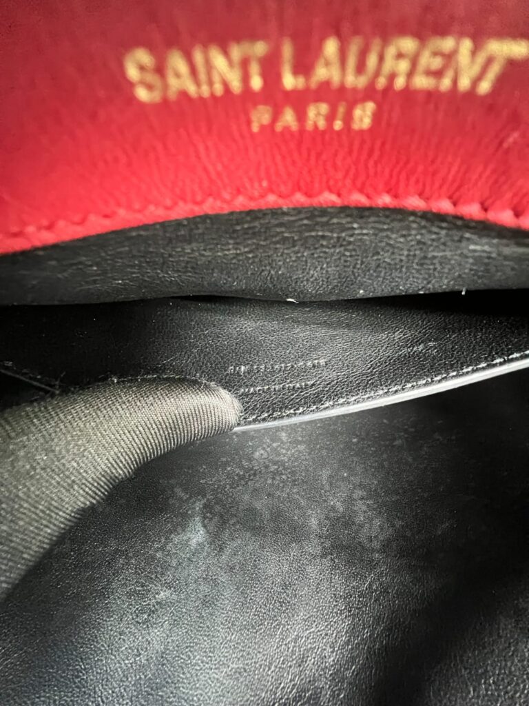 Vicky Vernis Red GHW