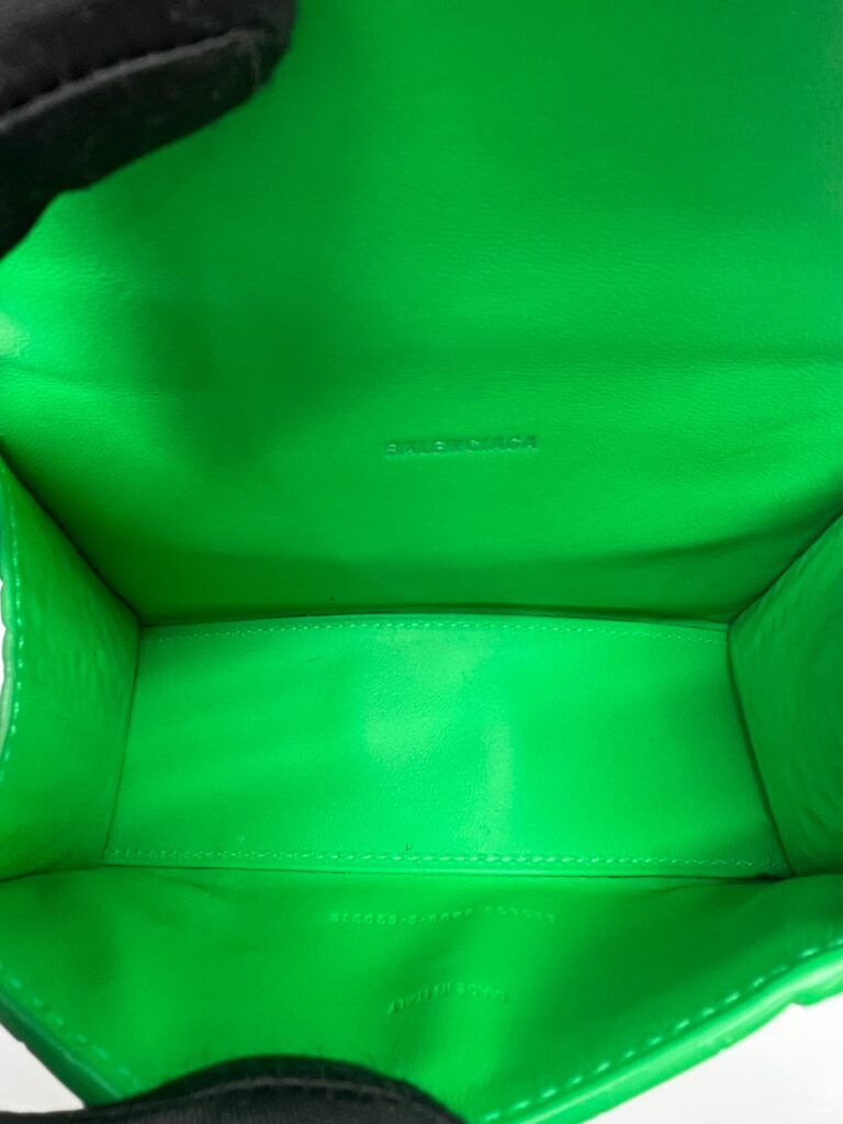 Hourglass Green Croco SHW