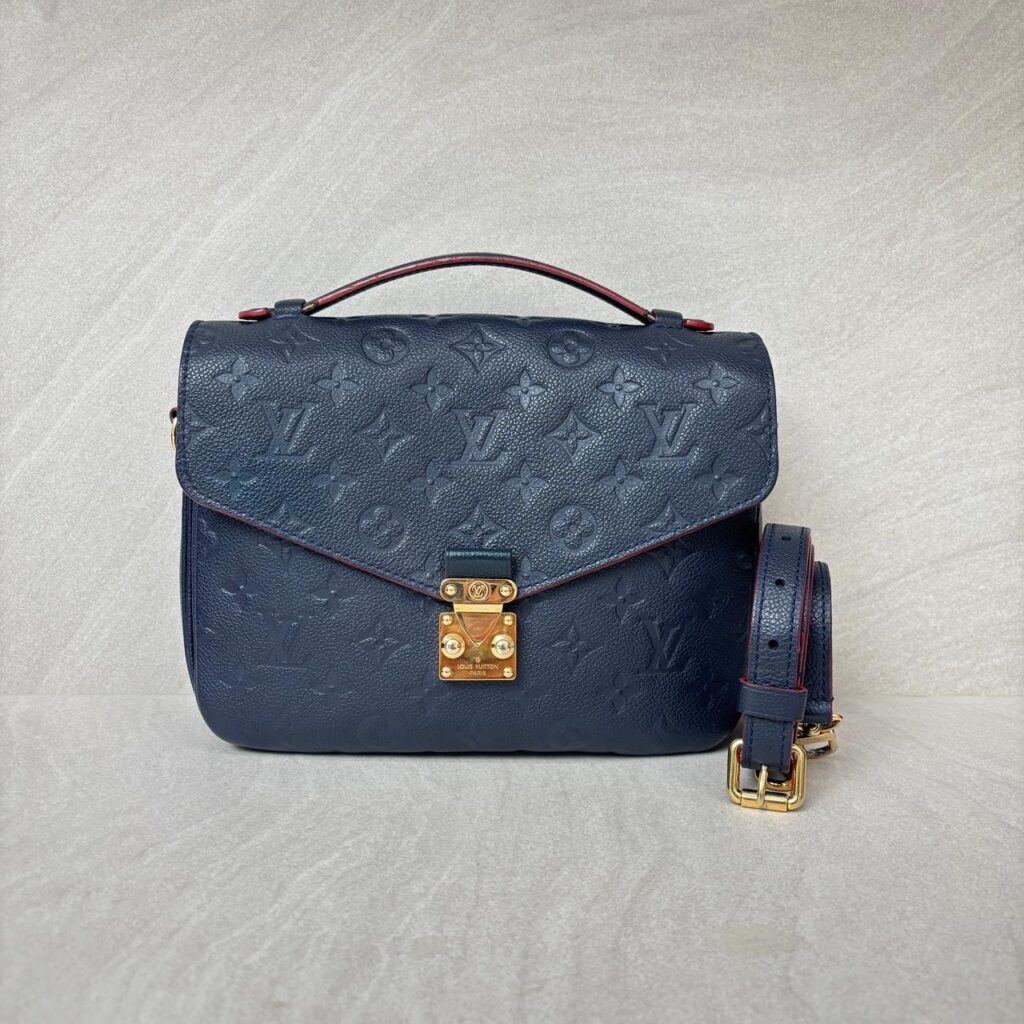 Metis MM Monogram Empreinte Marine Rouge GHW