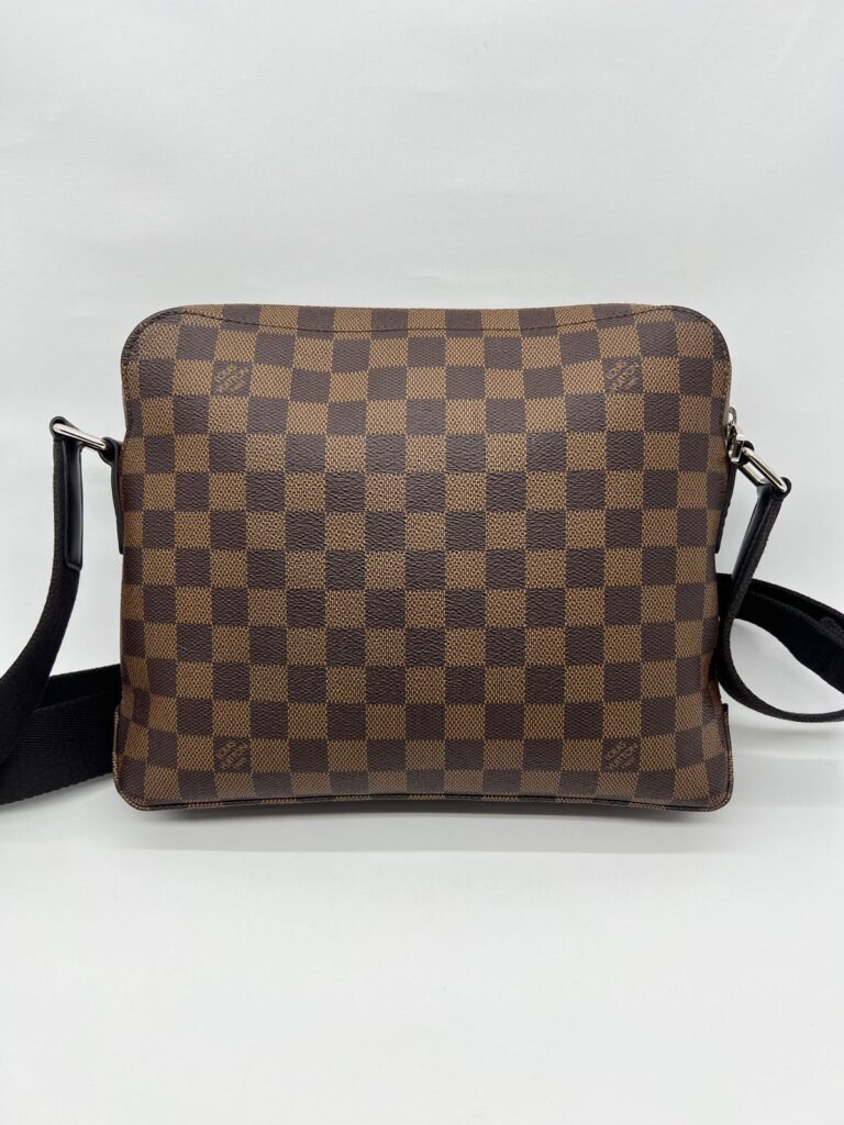 Jake Messenger Damier Ebene