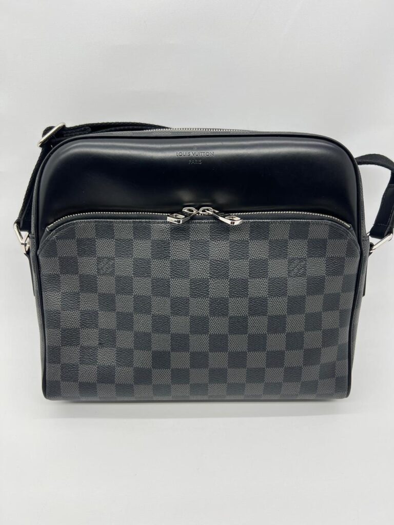 Dayton Messenger Damier Graphite