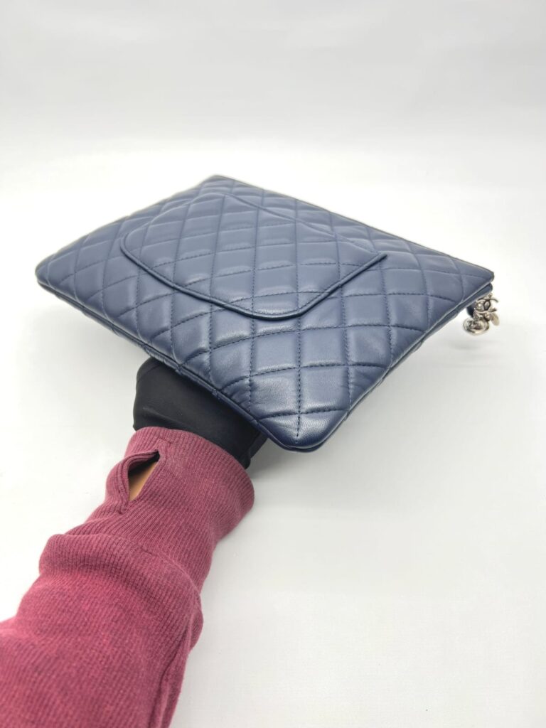 Ocase With Cosmo Charm Quilted Blue SHW
