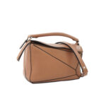 Puzzle Small Grained Tan SHW