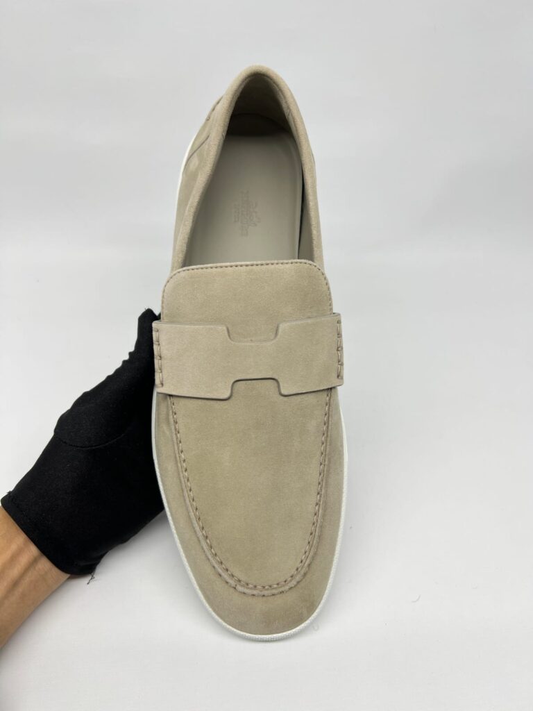 Job Loafer Suede Beige Esquisse