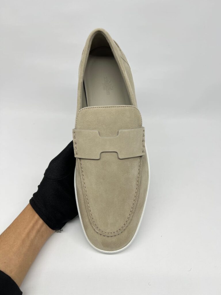 Job Loafer Suede Beige Esquisse