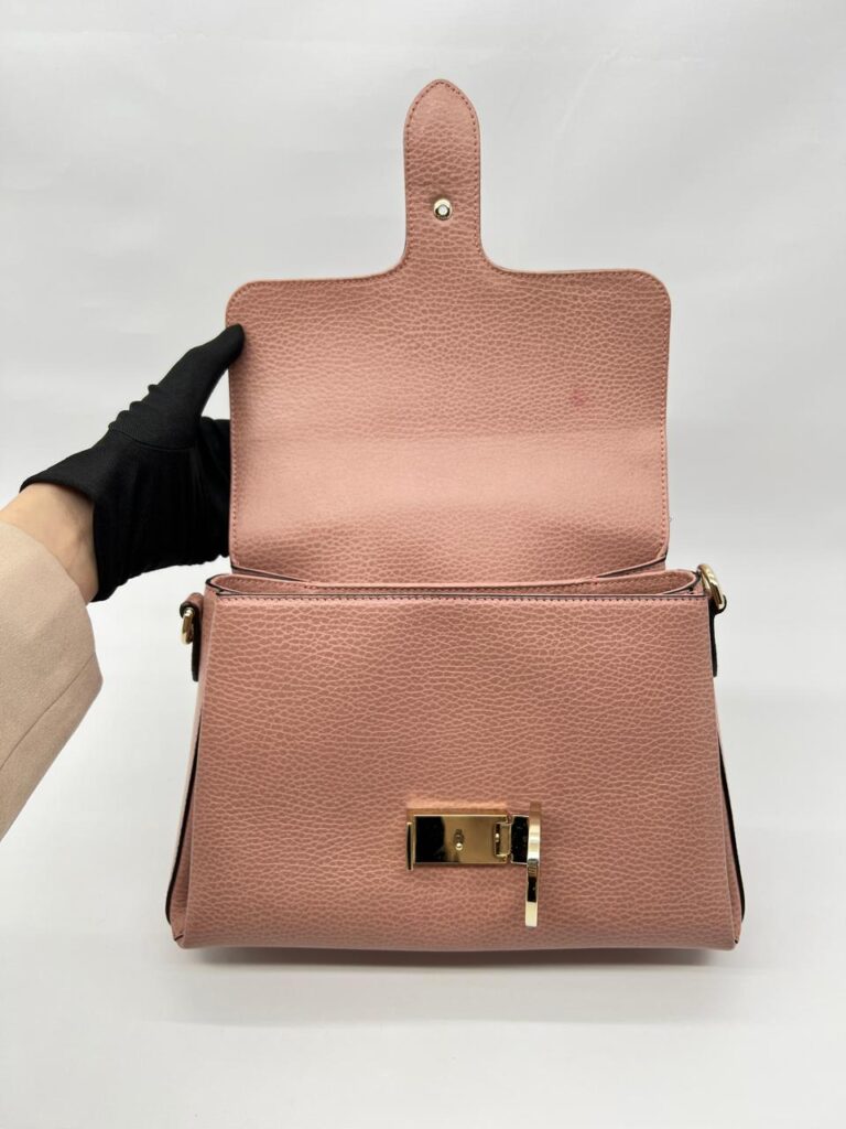 Interlocking GG Top Handle Leather Grained Pink LGHW