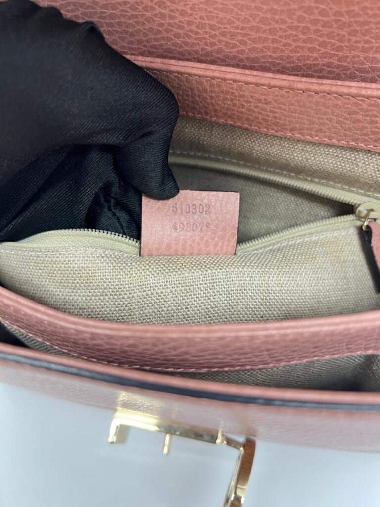 Interlocking GG Top Handle Leather Grained Pink LGHW