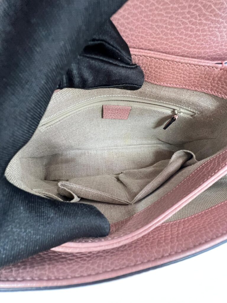 Interlocking GG Top Handle Leather Grained Pink LGHW