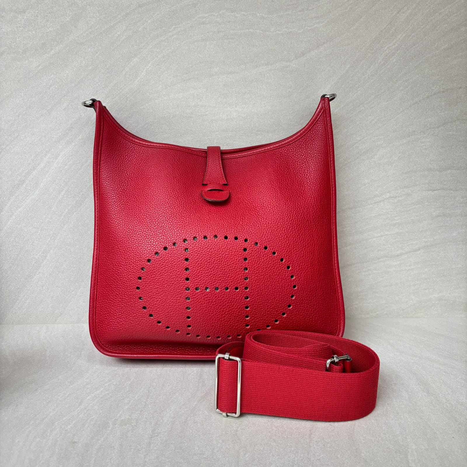 Evelyne PM Rouge Grenat Clemence