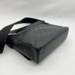 District Messenger PM Black Damier Infini