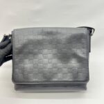 District Messenger PM Black Damier Infini