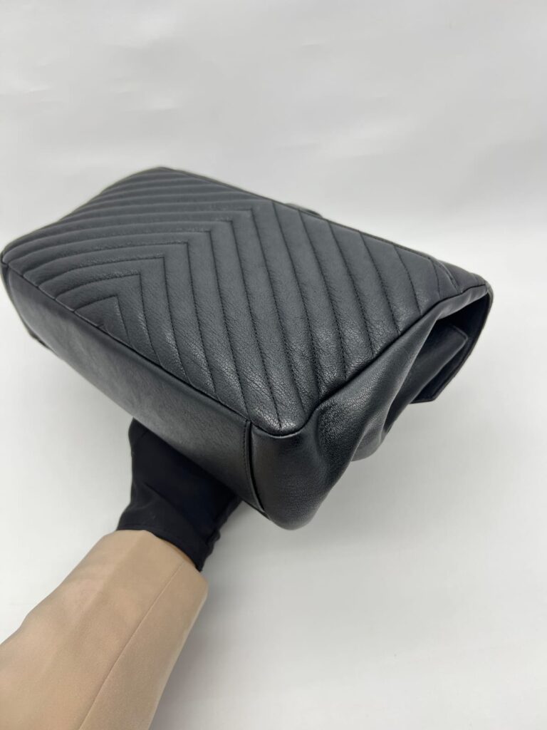 College Large Black SHW