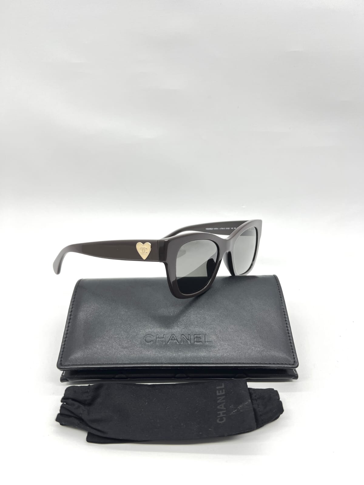 Sunglasses Coco Brown Mark Heart