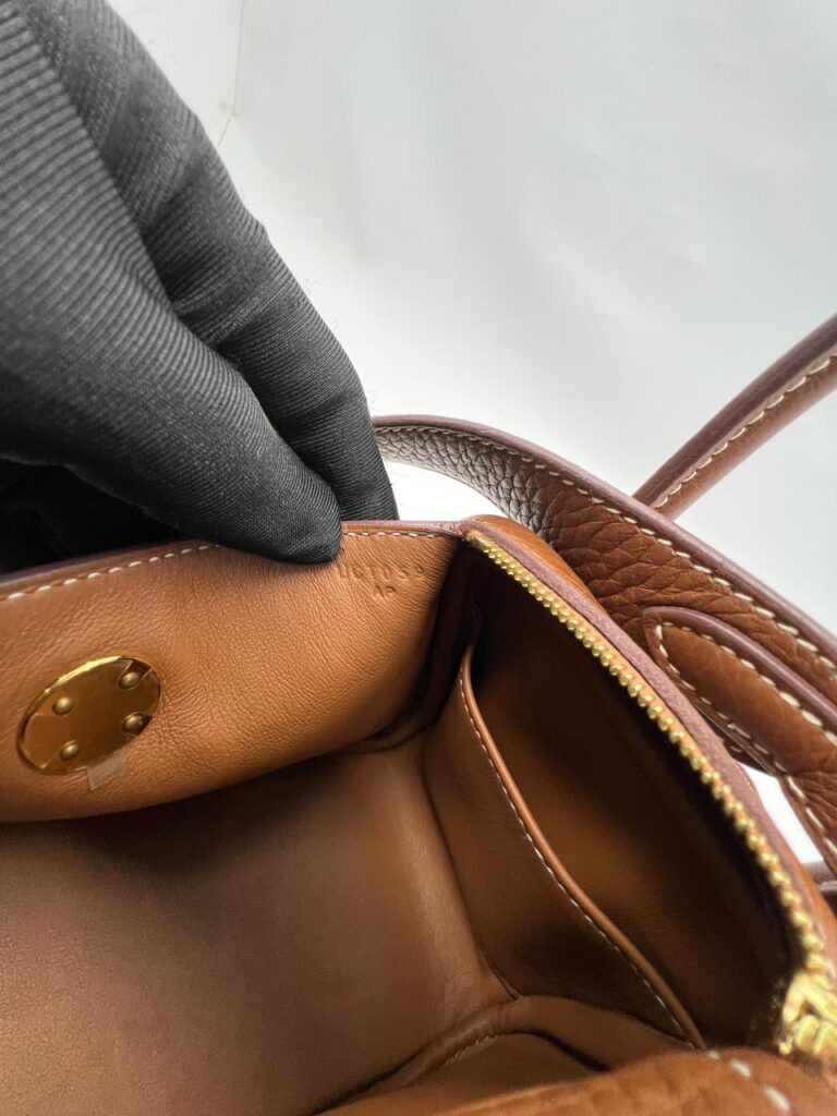 Mini Lindy Clemence Gold GHW