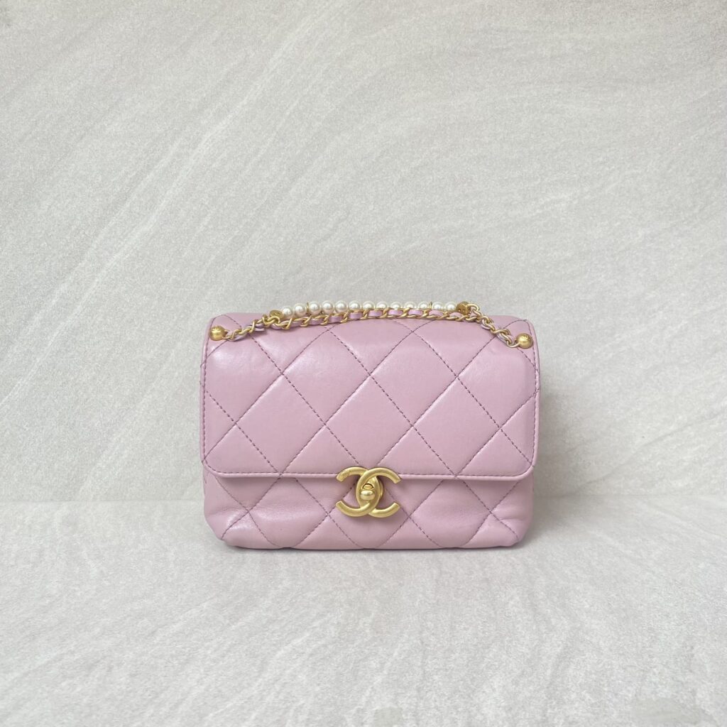 CC Pearl Flap Bag Lambskin Light Purple GHW