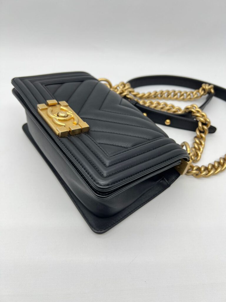 Boy 20 Chevron Black GHW