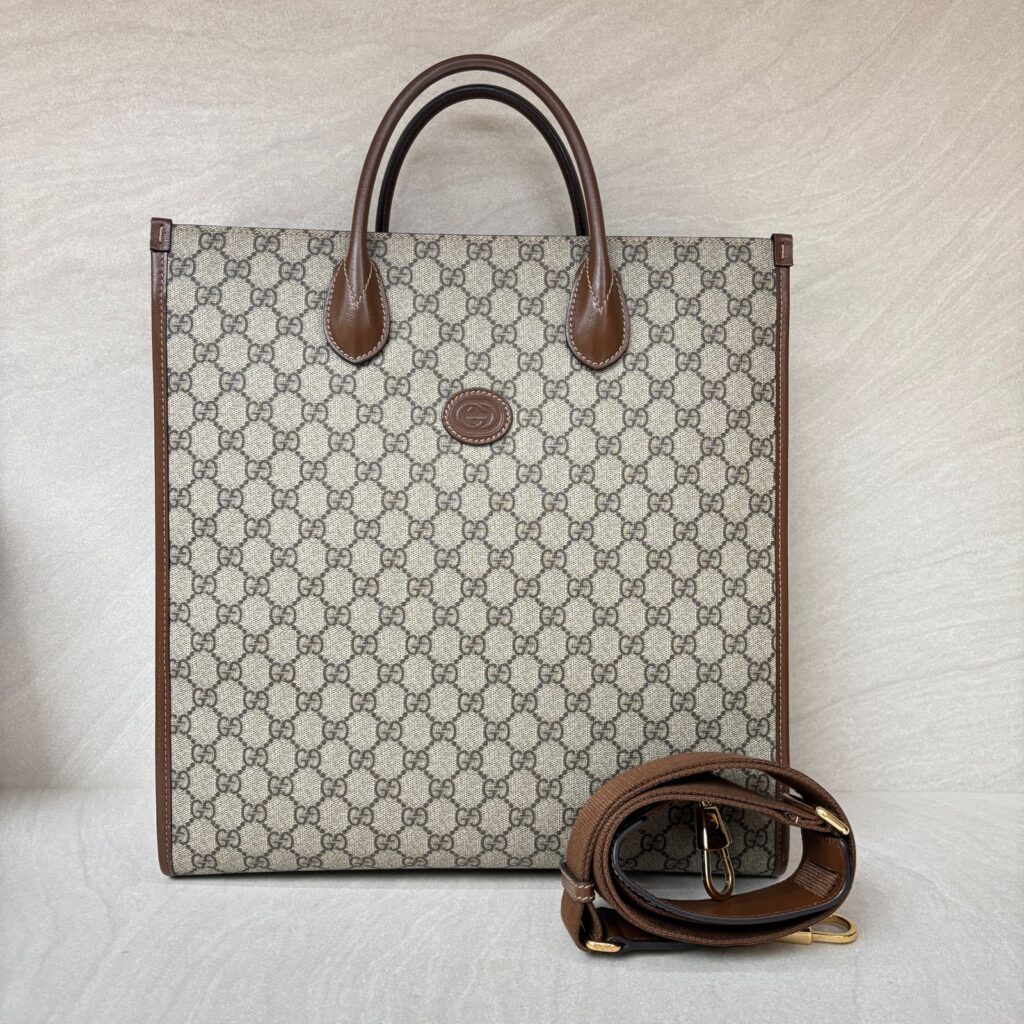 Medium Tote Bag Interlocking Upreme Canvas Brown