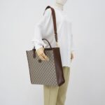 Medium Tote Bag Interlocking Upreme Canvas Brown